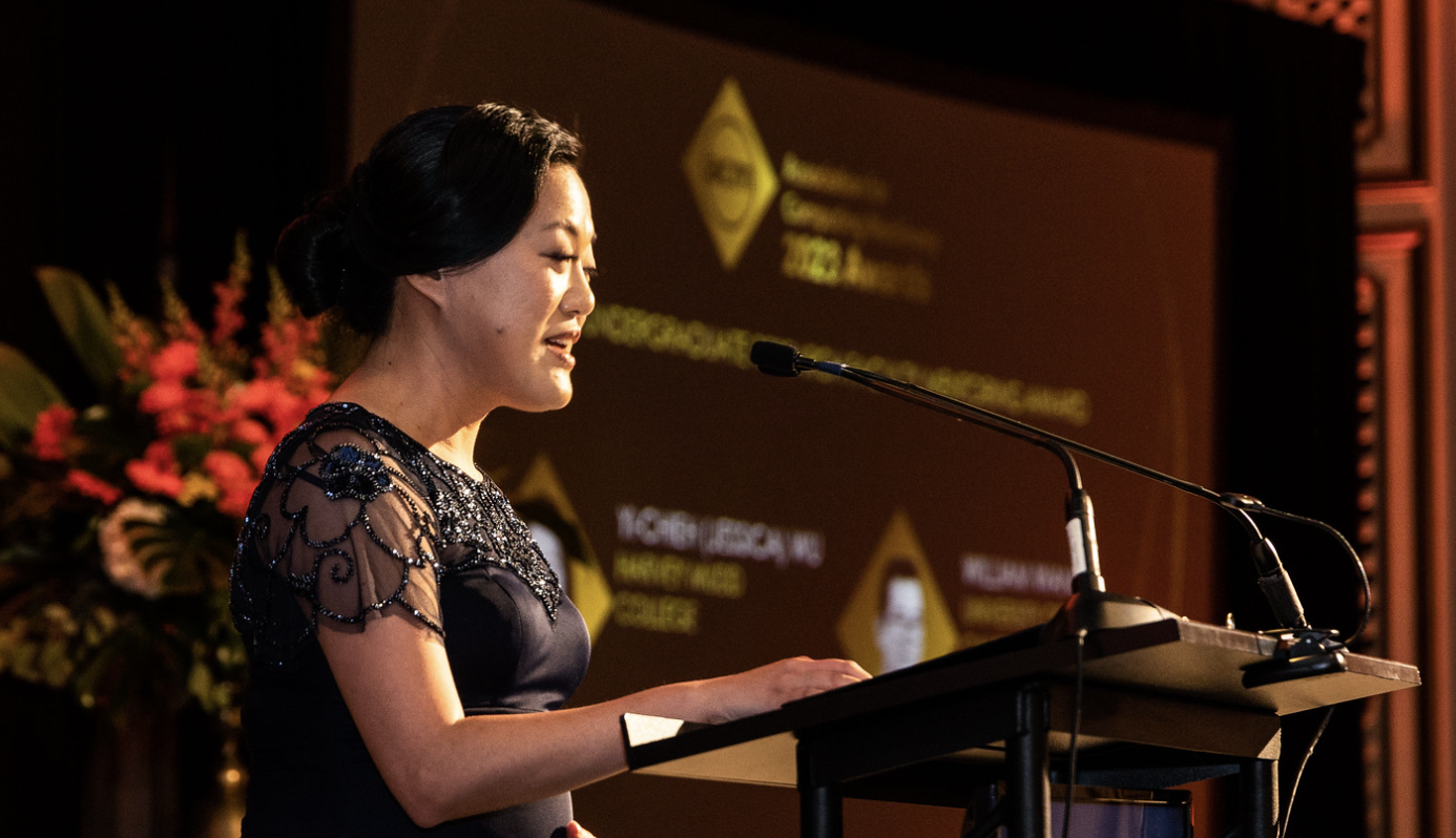Dr. Jessica Wu speaking at ACM Awards Banquet 2023